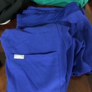 FIGS Catarina Top Size Medium Royal Blue